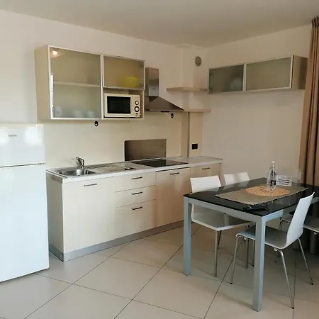 Aparthotel Aprilia