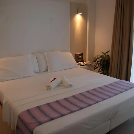 Aprilia Aparthotel Grado