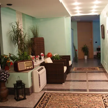 Hotel apartamentowy Aprilia 4*