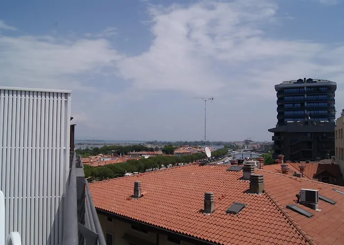 Hotel apartamentowy Aprilia 4*