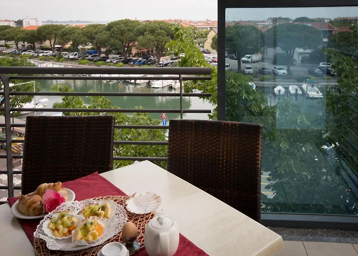 Hotel apartamentowy Aprilia